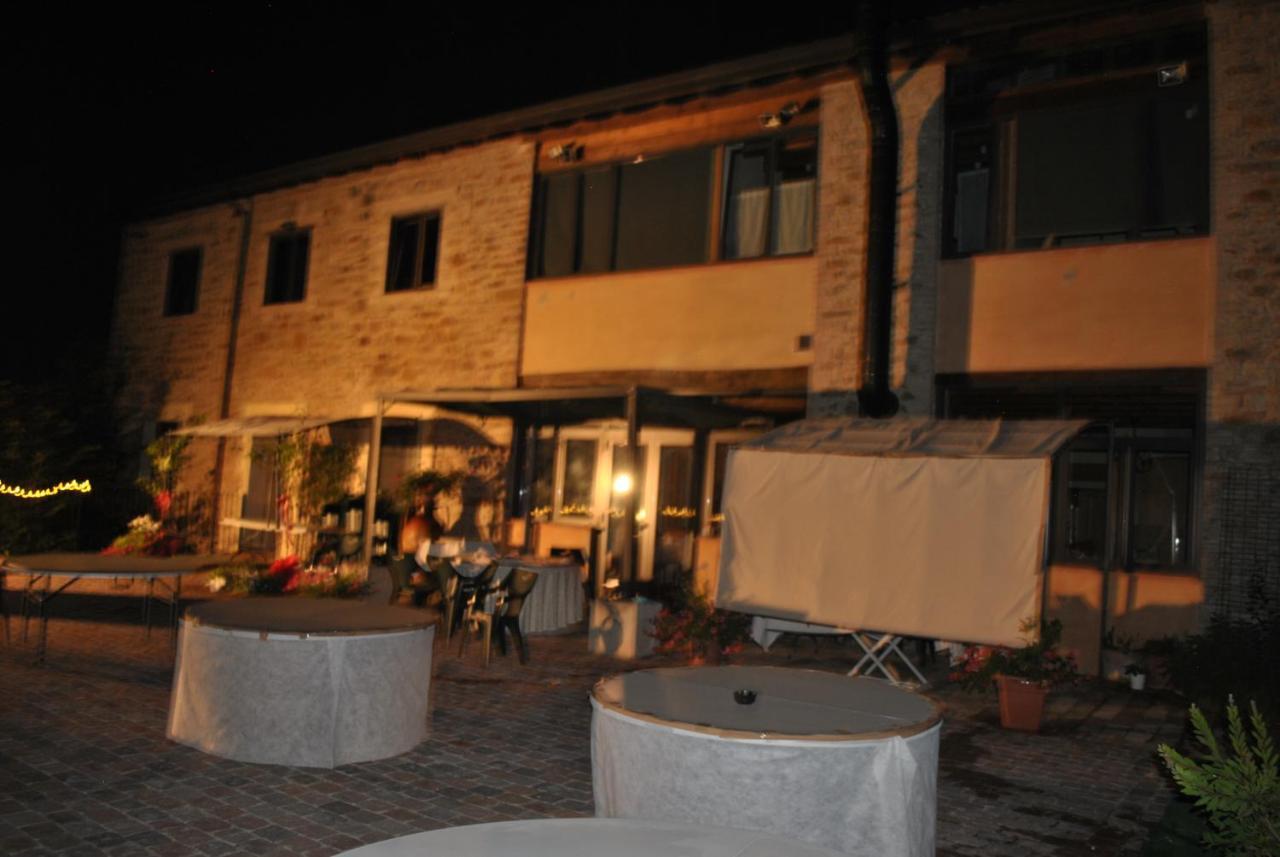 Agriturismo Petrarosa Neviano degli Arduini Ngoại thất bức ảnh