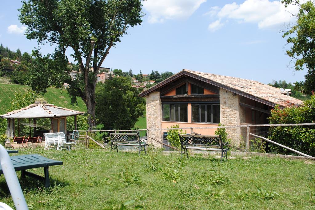 Agriturismo Petrarosa Neviano degli Arduini Ngoại thất bức ảnh