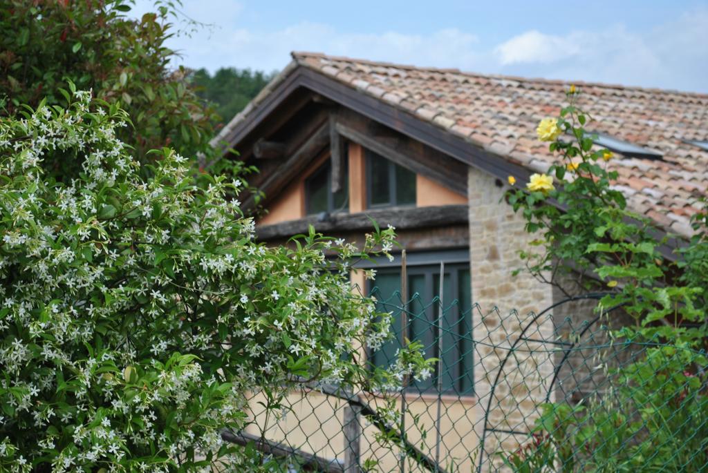Agriturismo Petrarosa Neviano degli Arduini Ngoại thất bức ảnh